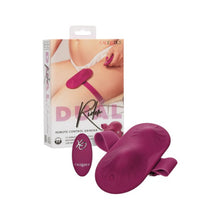 Aparat de masaj intim CALEXOTICS Dual Rider Grinder, cu jartieră detașabilă, control prin telecomandă, 12 funcții de vibrații, mov