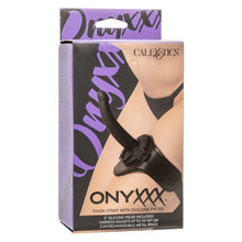 Strap-on pentru picior CALEXOTICS Onyxxx Thigh Strap with Silicone Probe, cu dildo inclus, lungime 12.7 cm, negru