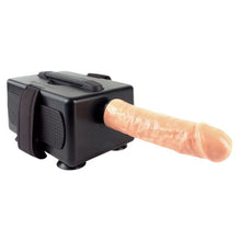 Mașină de sex FETISH FANTASY SERIES Portable Sex Machine, set compact cu 2 dildo-uri, 1 vibrator, puf de gâdilat și geantă