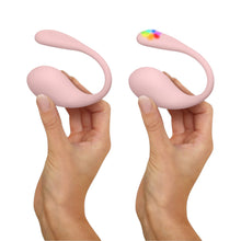 Vibrator interactiv KIIROO SPOT, cu lumini LED curcubeu, control prin aplicație, 6 funcții de vibrație, rezistent la apă, roz