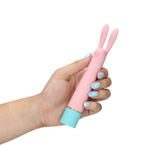 Vibrator LOVELINE Mini Rabbit Vibrator with USB Charger, cu design pentru stimulare versatilă, 10 funcții de vibrație, 17.5 cm, roz
