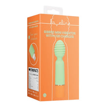 Vibrator LOVELINE Ribbed Mini Vibrator with USB Charger, cu striații pentru stimulare versatilă, 10 funcții de vibrație, 12.2 cm, verde