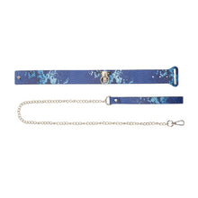 Set OUCH! Collar with Leash - Florence Collection, pentru jocuri erotice BDSM, design de piele de șarpe, cu lanț auriu, culoare albastru