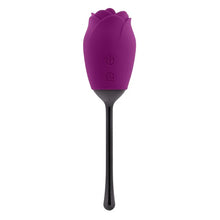 Vibrator dublu PLAYBOY Petal, în formă de trandafir, cu 9 funcții de simulare sex oral, 9 funcții de vibrație, mov cu negru