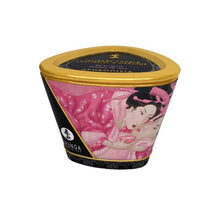 Lumânare pentru masaj SHUNGA Aphrodisia - Rose Petals, cu uleiuri 100% naturale, cu aromă de trandafir, 170 ml
