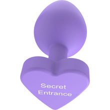 Plug anal TOYJOY Anal Play Booty Sweethearts, cu mesaj „Secret Entrance” pe baza în formă de inimă, diametru 3.5 cm, mov