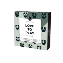 Set erotic DREAMTOYS Pleasure Box - Love To Play For Him, cu masturbator vibrator, ou masturbator, inel de penis și lubrifiant (cutie verde)