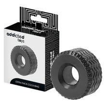 Inel pentru penis ADDICTED TOYS Extra Thick Cock Ring, design în formă de anvelopă, diametru 2.8 cm, negru