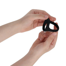 Inel triplu pentru penis ADDICTED TOYS Triple Cock Ring, din silicon, diametru 4.5 - 5.2 cm, negru