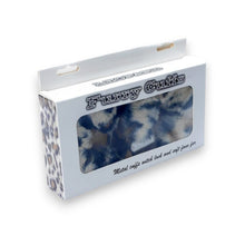 Cătușe pufoase B-SERIES Furry Cuffs, pentru jocuri erotice BDSM, din metal cu blană artificială, design leopard cu argintiu