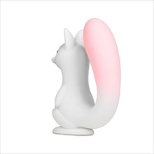 Stimulator clitoris B-SERIES Squirrel Smart Tail, în formă de veveriță, control prin aplicație, 7 funcții de vibrație, 7 tipuri de aspirație, încălzire, alb
