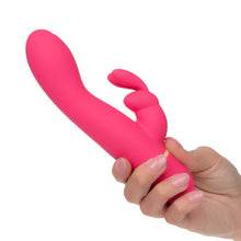 Vibrator rabbit CALEXOTICS Love Bunny - Vibrating G Bunny, pentru stimularea clitorisului și punctului G, 100+ combinații de senzații, rezistent la apă IPX7, roz