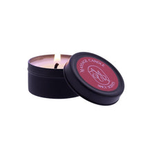 Lumânare pentru masaj DREAMTOYS Amour Spicy Scents, cu ceară de soia, cu aromă picantă, 30 gr