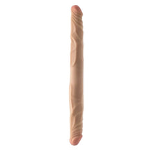 Dildo dublu DR. SKIN+ 14 Inch Posable Double Dong, pentru dublă penetrare, senzație realistă ultra-moale, 35.5 cm, culoarea pielii