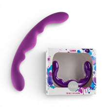 Dildo dublu ALIVE Luna, pentru dublă penetrare, din silicon hipoalergenic, lungime 25 cm, culoare mov