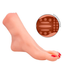 Masturbator manual INTENSE Gabbie Two Piece Foot, cu design anatomic al picioarelor, interior texturat, culoarea pielii, din TPE