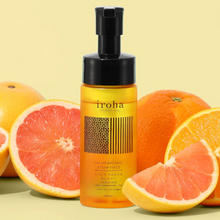 Spumă de curățare intimă IROHA Sweet Citrus, PH echilibrat, ingrediente hidratante, aromă de citrice dulci, 150 ml