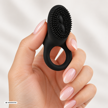Inel vibrator pentru penis PRETTY LOVE - COBRA VIBRATOR, pentru imbunatatirea performantelor sexuale si stimularea clitorisului, din silicon, negru