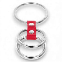 Inel pentru penis KINK Triple Metal Penis Ring, din piele cu 3 inele de metal, pentru jocuri erotice și BDSM, 3.7 - 5 cm, argintiu cu roșu