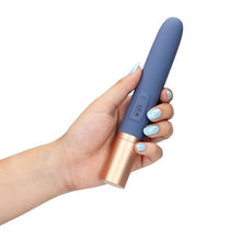 Vibrator portabil LOVELINE BY SHOTS Travel Vibrator, cu compartiment și pompă pentru lubrifiant, 10 funcții de vibrație, culoare albastru