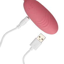 Ou vibrator LOVELINE Ultra Soft Silicone Egg Vibrator with Remote Control, control prin telecomandă, 10 funcții de vibrație, roz
