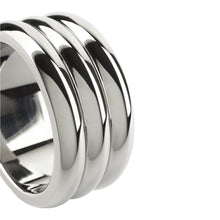 Inel pentru penis MR. STEEL Elegant Deep C-Ring, cu striații, din oțel inoxidabil, diametru 4.5 cm (mic), argintiu
