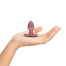 Plug anal OUCH! Smooth Silicone Anal Plug Small, lungime 6.5 cm, diametru 2.7 cm (mic), din silicon, roz