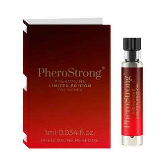 Mostră parfum cu feromoni PHEROSTRONG Limited Edition, pentru femei, cu note de coacăze negre, frezie și vanilie, 1 ml