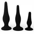 Set plug anal PRETTY LOVE Beginner’s Mini Anal Kit, 3 dopuri anale cu ventuză pentru fixare, din silicon medical, lungimi 8.5 x 11.5 x 13 cm, negru