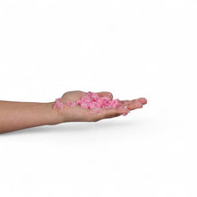 Sare de baie și scrub SECRET PLAY Pretty But Wild, cu feromoni naturali, efect spumant, 350 gr, culoare roz