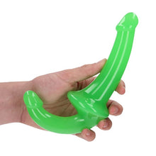 Dildo dublu REALROCK Glow In The Dark Dildo 6”, strap-on fără ham, din TPE, lungime 20 cm, verde fosforescent