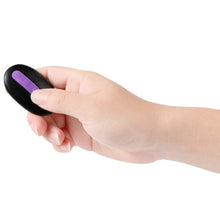 Vibrator dublu SHEQU Julian, cu telecomandă, funcții multiple de vibrație, realist cu testicule, lungime inserabilă 16 cm, culoarea pielii