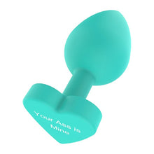 Plug anal TOYJOY Anal Play Booty Sweethearts, cu mesaj „Your Ass is Mine” pe baza în formă de inimă, diametru 3.5 cm, verde
