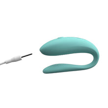 Stimulator WEVIBE - SYNC LITE, control prin aplicatie, pentru stimularea punctului G, clitorisul si penisul in timpul penetrarii, 9 cm, culoarea albastru deschis