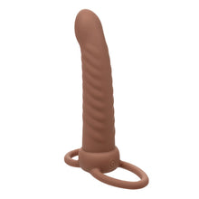 Strap-On CALEXOTICS - MAXX RIBBED, pentru dubla penetrare, 10 functii de vibrare, 15 cm, maro