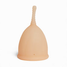 Cupe menstruale FEMI.EKO®, din silicon medical, protecție până la 12 ore, mărime S, bej