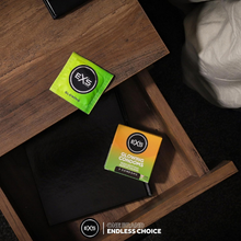 Prezervative EXS - Glowing, lubrifiate si rezistente, fosforescente in intuneric, 1 x 3 buc