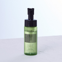 Spumă de curățare intimă IROHA Bergamot & Bitter Orange, PH echilibrat, ingrediente hidratante, aromă de bergamotă și portocală amară, 150 ml