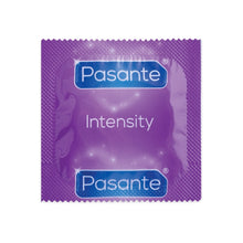 Prezervative cu puncte si striatii PASANTE Intensity, cutie x 12 buc