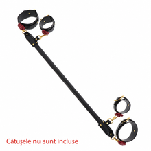 Bară TABOOM Bondage Spreader Bar Wild Roses, pentru jocuri erotice BDSM, din piele ecologică, culoare negru cu auriu